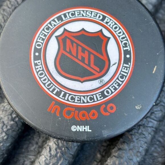 Authentic Boston Bruins NHL ice hockey puck in Gias Mfg Slovakia - Picture 2 of 2